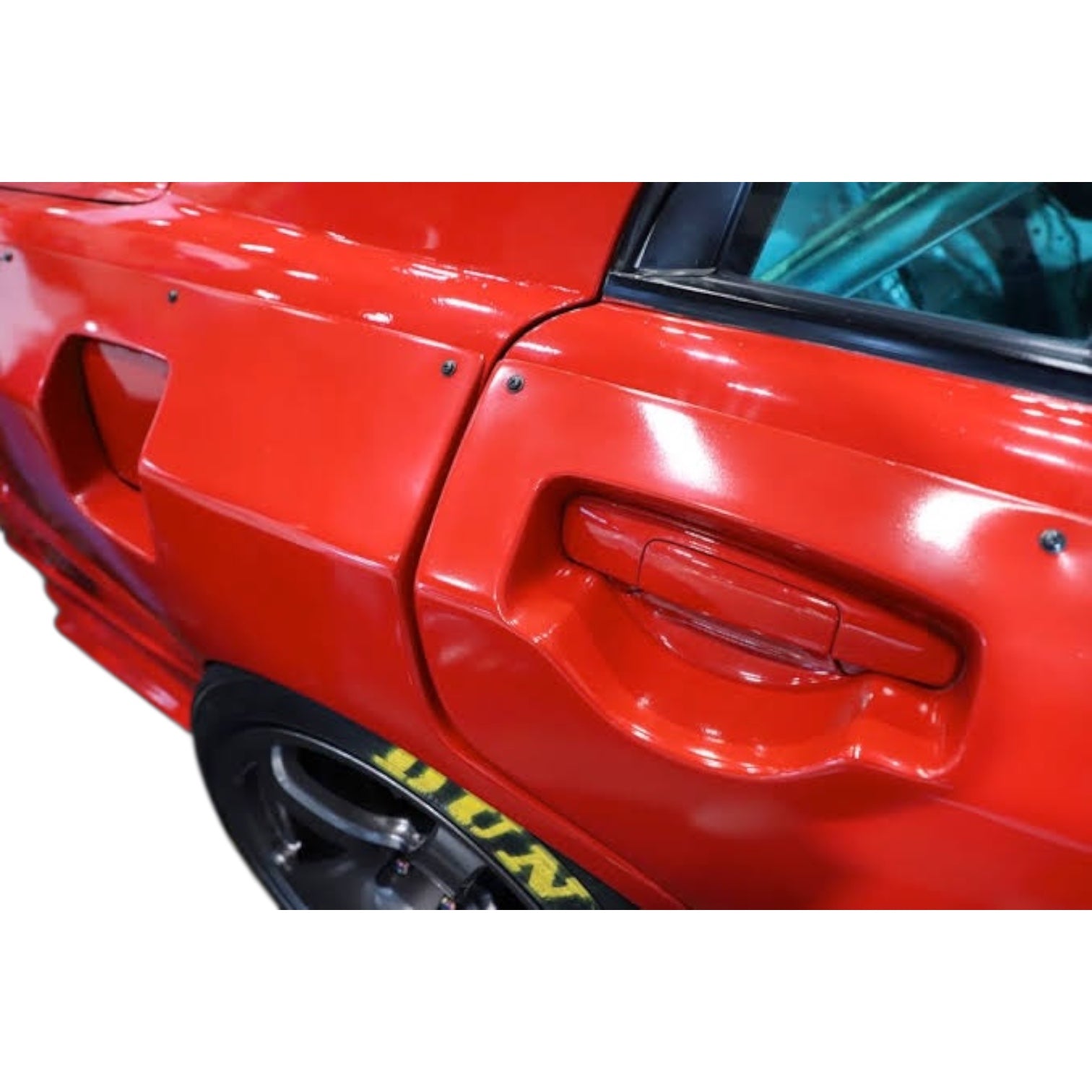 URAS Type-RZ Rear Fenders (+75mm) for R34 Skyline